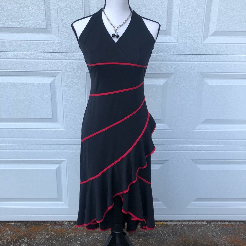 BLACK AND RED SALSA DRESS 💃 SIZE 2